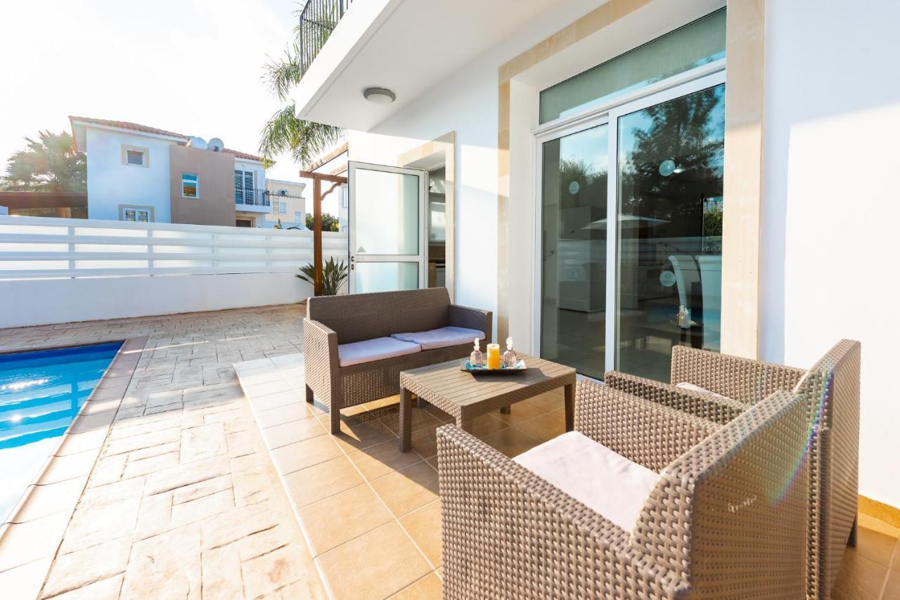 Villa Palm Breeze Protaras Buitenkant foto