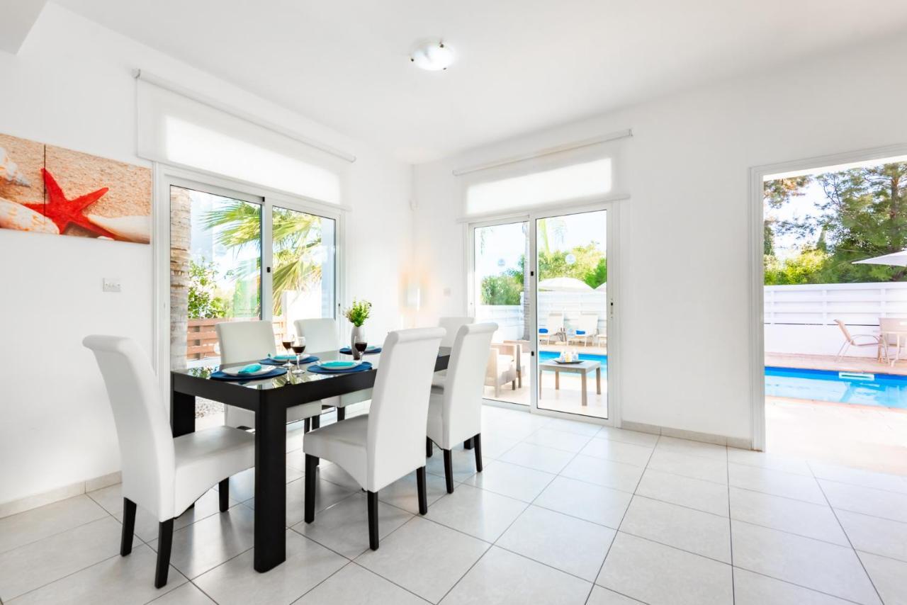 Villa Palm Breeze Protaras Buitenkant foto